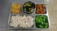 107.3.27午餐 十榖米飯、冬瓜封肉、拌炒三絲、炒油菜、紫菜蛋花湯