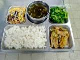 107.8.30午餐  白飯、莎莎豆包、三絲炒蛋、炒油菜、金茸紫菜湯