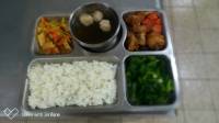 109.2.27午餐  白飯、日式照燒雞、芹香干片、炒菠菜、紫菜貢丸湯