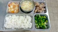 1101227白飯,豆乳雞(暖西),紅燒洋芋(暖西),炒青江菜,玉米濃湯(暖西),調味料