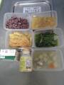 1130111紫米飯,味噌燉肉,螞蟻上樹,炒菠菜,扁蒲排骨湯,牛奶,豆漿,調味料