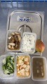 1130527  白飯,蘿蔔燒雞,番茄豆腐,炒蚵白菜,芋圓綠豆湯,西洋梨,調味料 學校課程計畫