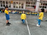 101 playing with the rubber band rope (10)