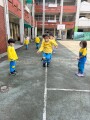 102 playing with the rubber band rope (67)