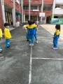 102 playing with the rubber band rope (73)