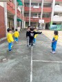 102 playing with the rubber band rope (77)