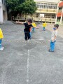 103 playing with the rubber band rope (6)