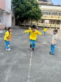 103 playing with the rubber band rope (12)