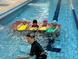 102 swimming class (16)