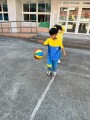 101 dribbling the ball (20)