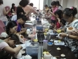 教師彩繪茶壺研習活動照片