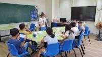 炎熱的暑假,孩子們認真的為閩南語認證考試努力著
感謝林惠美老師悉心指導,期待孩子們都有好成績!